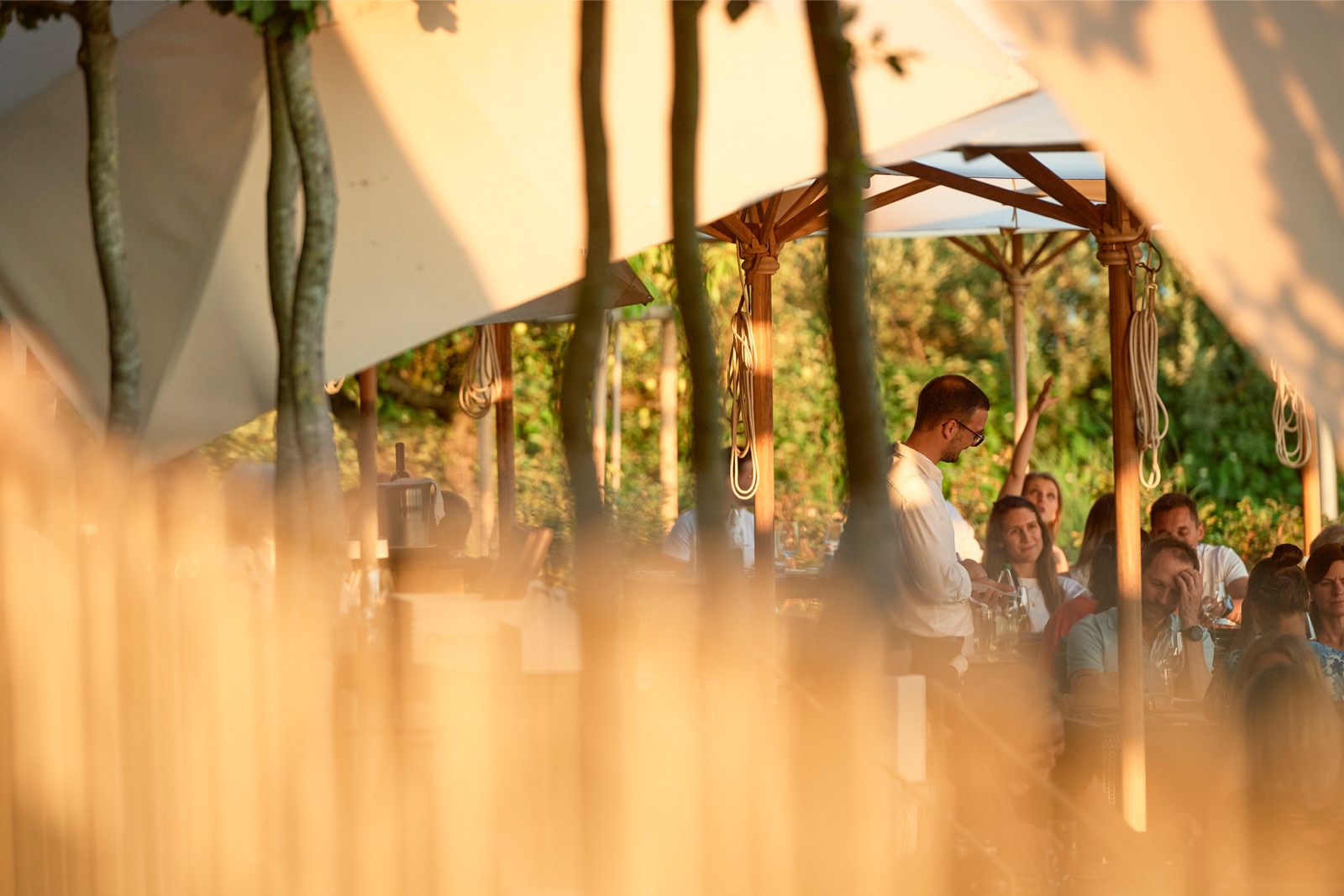 Sonne-Seehotel_Eich_Restaurant-Sonne_Terrasse_10.jpg